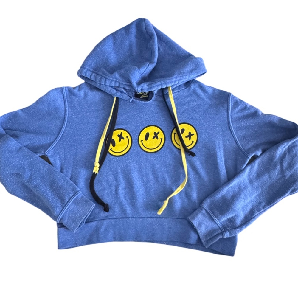 LOVE JUNKIE  Smiley Hoodie with double strings